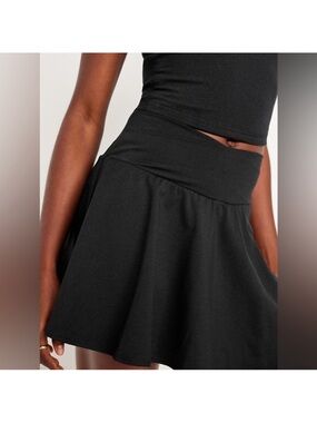 Old Navy Extra High Waisted Cloud Comfy Skort